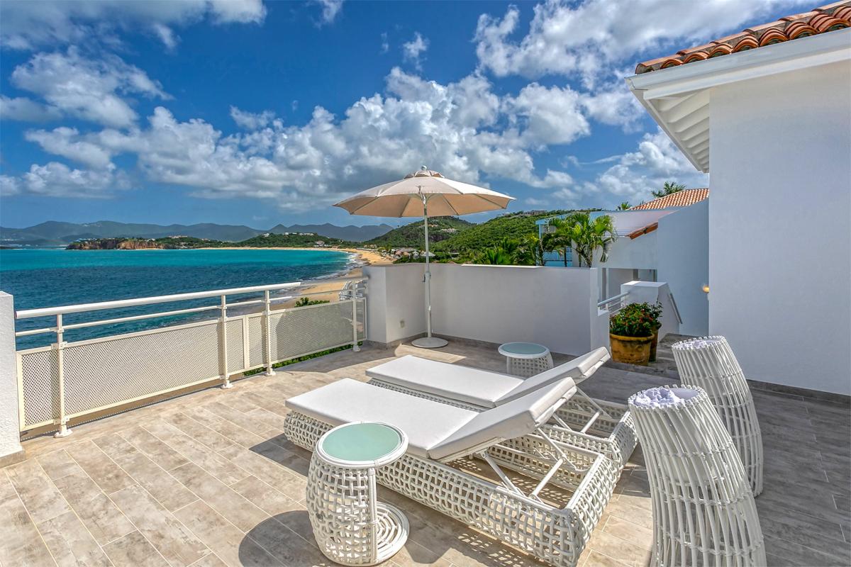 St Martin beachfront luxury villa rental - Terrace bedroom 6